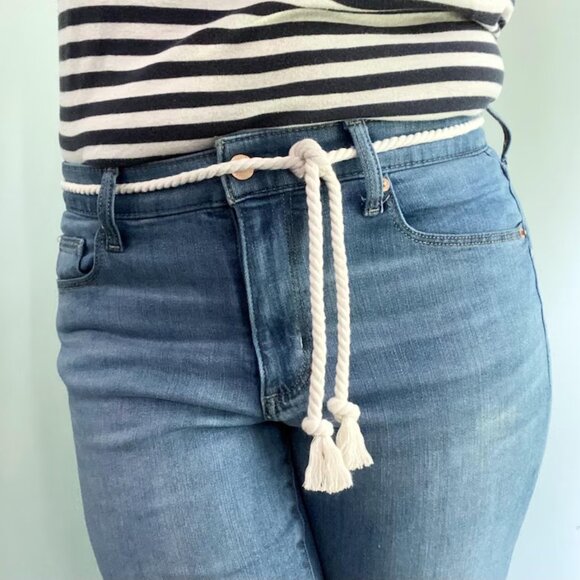 Nautical Rope Belt Boho Knotted Ends Simple - Picture 4 of 6